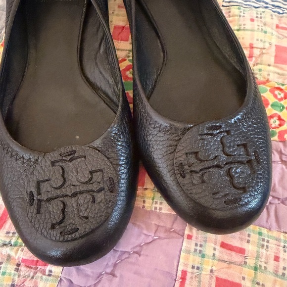 Tory Burch Reva Ballet Flats: Size 7.5 - Picture 2 of 10